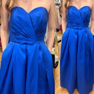 Elegant royal Blue Strapless a-line Dress size 10 Alyce paris with pockets